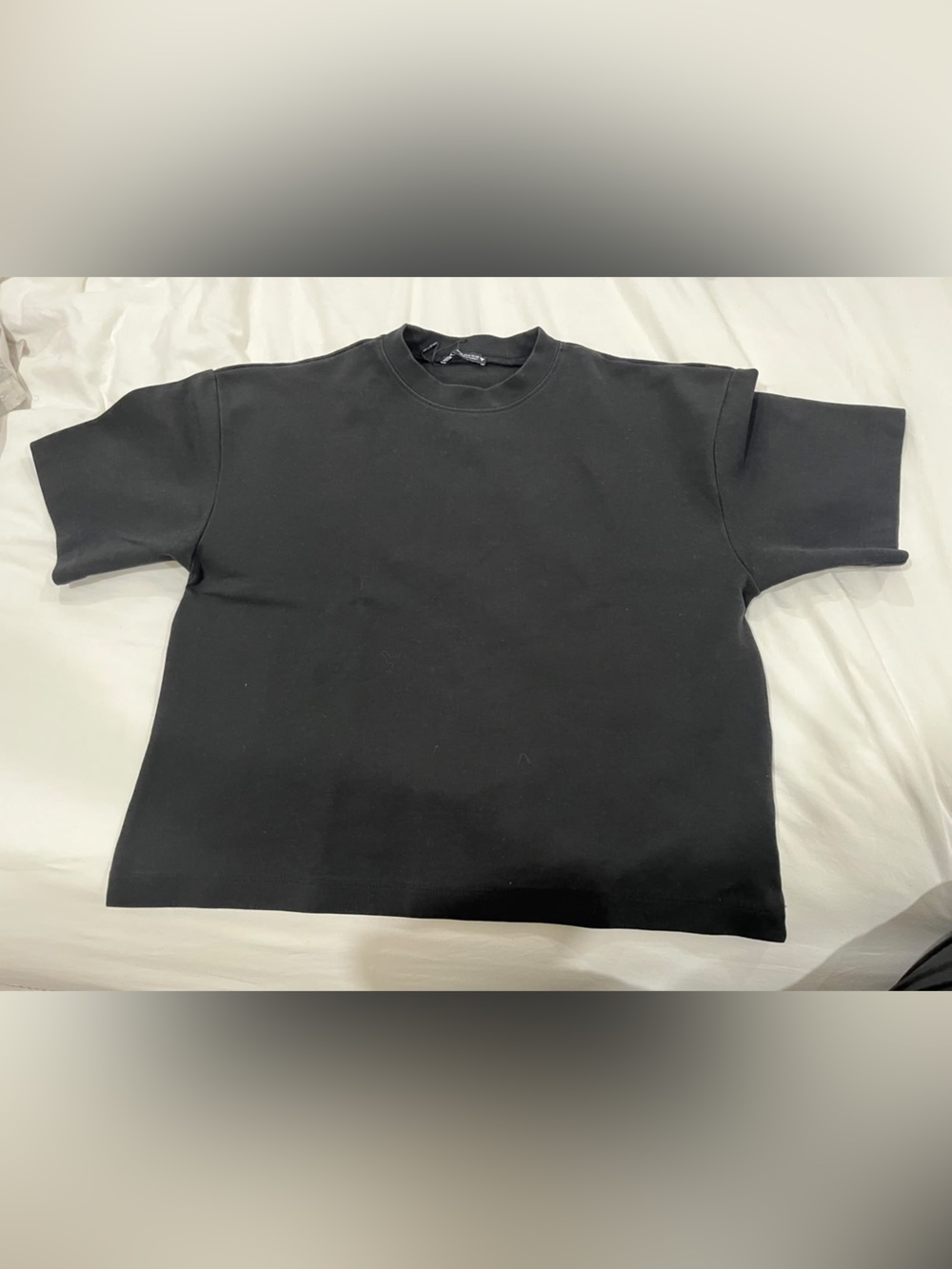 Zara women’s Black Crewneck tee size S